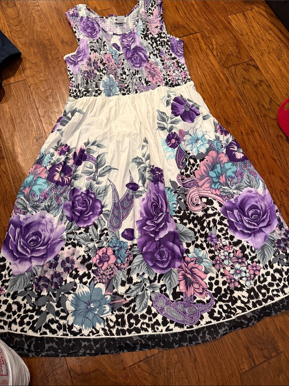 Metropolitan Sleeveless Floral Midi Dress in Purple and White